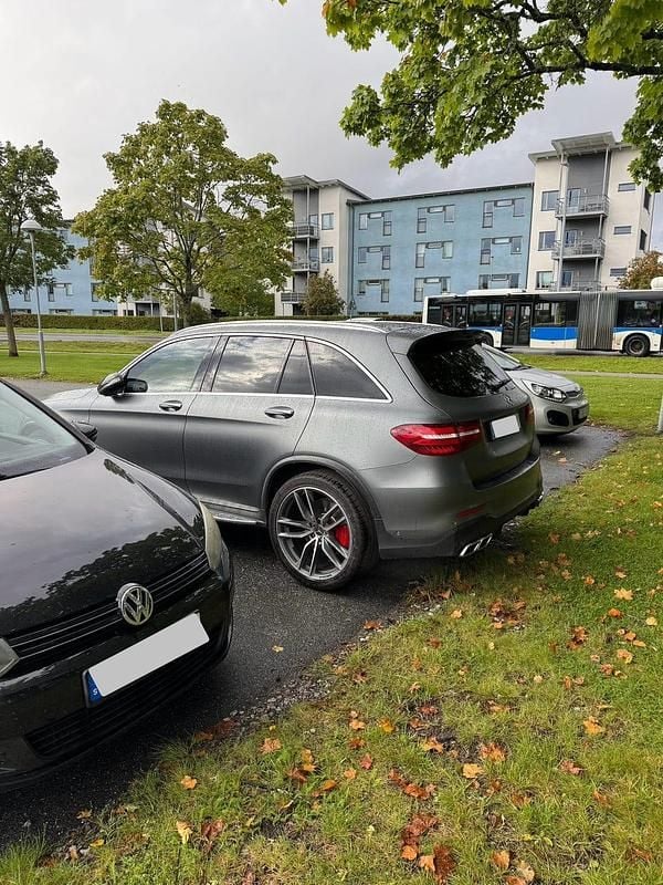 Begagnad Mercedes GLC63 AMG AMG 510 HK (375 kW) 2019 Amg designo selenitegray magno