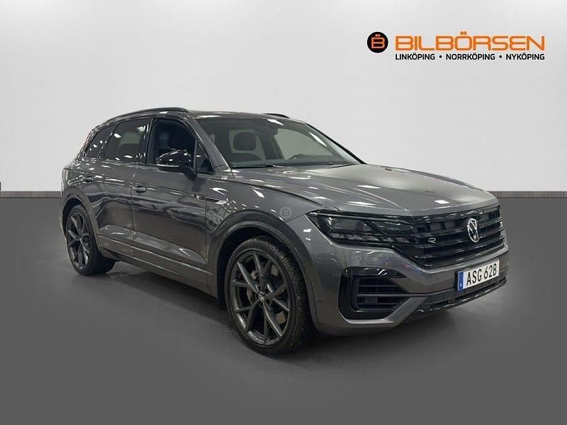 Begagnad VW Touareg R 462 HK (339 kW) 2020 Grå SUV