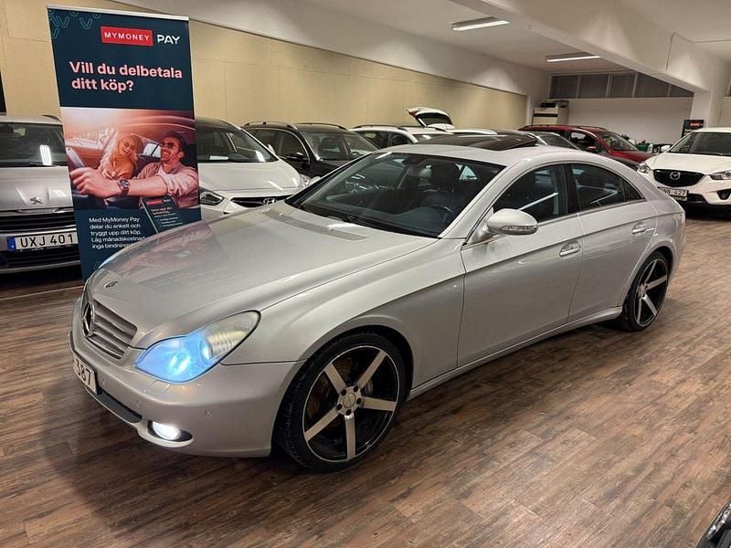 Silver Begagnad 2005 Mercedes CLS350 Sportkupé | 69 900 kr (Bra pris) - Bild 1/4