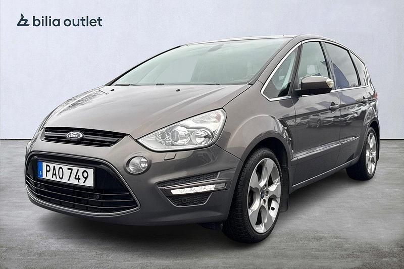 Brun Begagnad 2014 Ford S-MAX Business Edition Minibuss | 124 900 kr (Marknadspris) - Bild 1/4