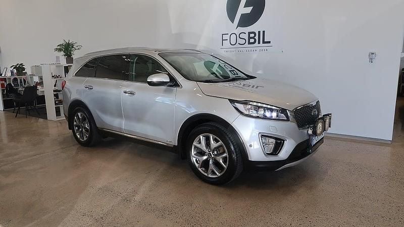 Begagnad Kia Sorento 200 HK (147 kW) 2016 Grå SUV