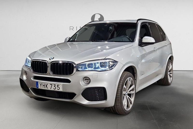 Silver Begagnad 2016 BMW X5 M Sport SUV | 349 900 kr (Marknadspris) - Bild 1/3