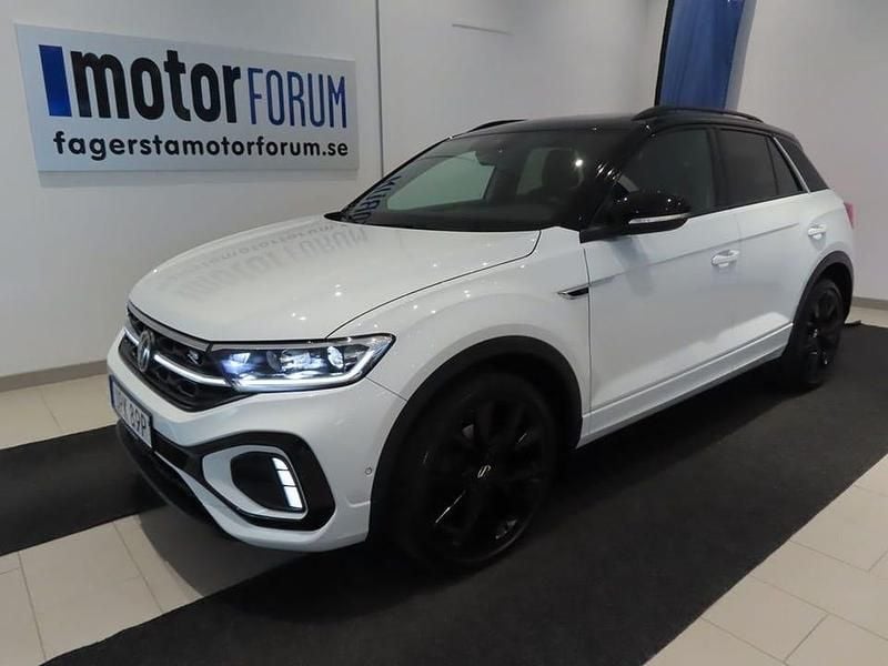 Vit Begagnad 2024 VW T-Roc R-line SUV | 369 000 kr (Lite dyr) - Bild 1/4