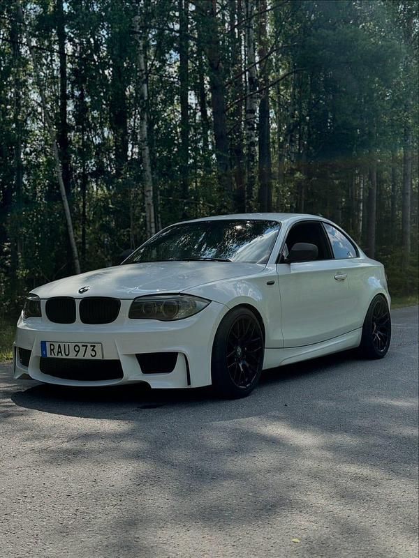 Begagnad 2012 BMW 135 Coupé Sportkupé | 199 000 kr - Bild 1/4