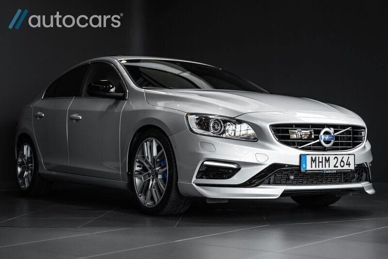 Silver Begagnad 2016 Volvo S60 Summum Sedan | 349 000 kr - Bild 1/4