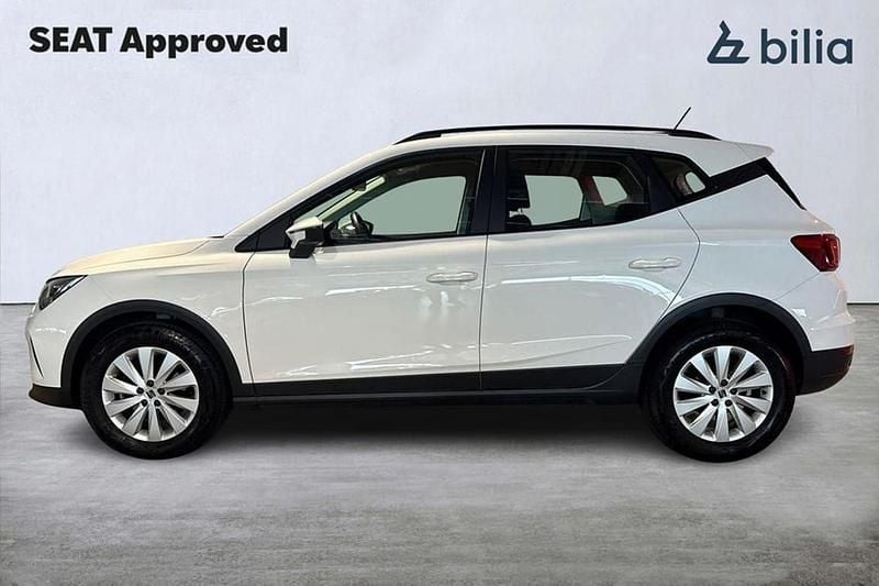 Vit Begagnad 2022 Seat Arona Style SUV | 199 900 kr (Marknadspris) - Bild 1/3