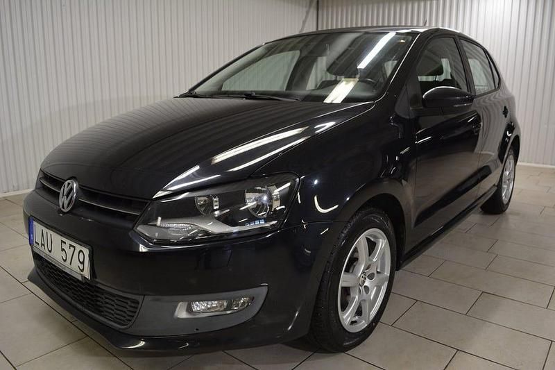 Begagnad VW Polo 86 HK (63 kW) 2011 Svart Halvkombi