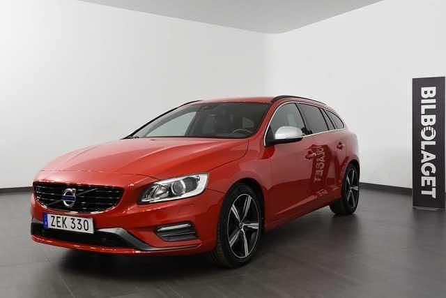 Begagnad 2018 Volvo V60 Kombi | 159 800 kr (Dyr) - Bild 1/4