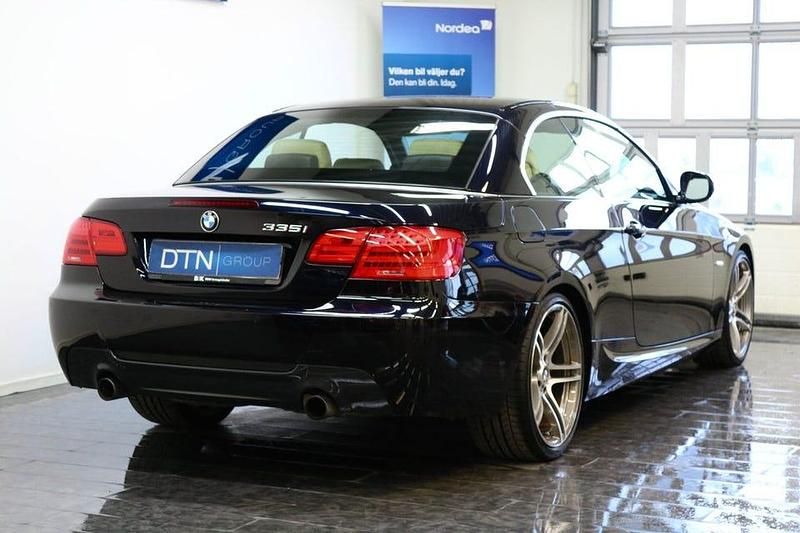 Begagnad BMW 335 M Sport 306 HK (225 kW) 2013 Carbonsvart