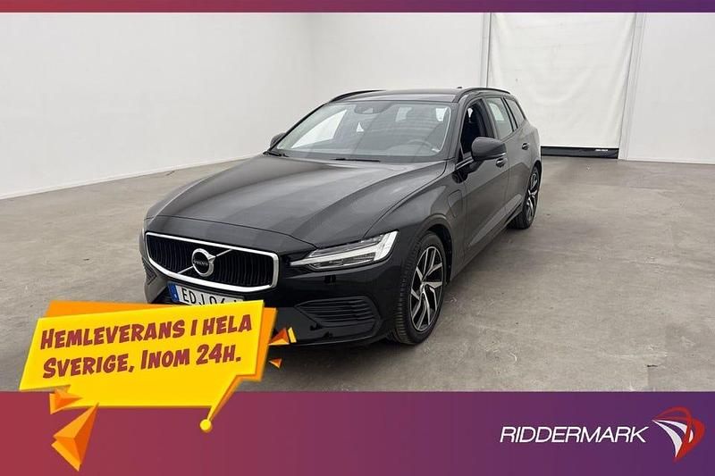 Svart Begagnad 2020 Volvo V60 Momentum Kombi | 324 700 kr (Marknadspris) - Bild 1/3