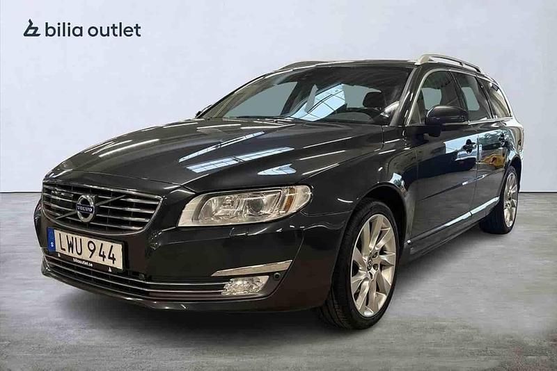 Grå Begagnad 2016 Volvo V70 Kombi | 154 900 kr (Lite dyr) - Bild 1/1