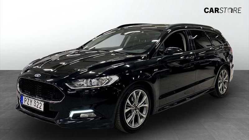 Svart Begagnad 2017 Ford Mondeo ST-Line Kombi | 129 900 kr (Superpris) - Bild 1/4