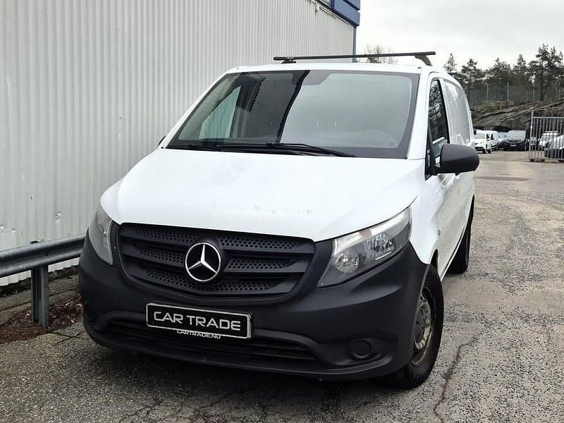 Vit Begagnad 2016 Mercedes Vito Van | 74 900 kr (Superpris) - Bild 1/4