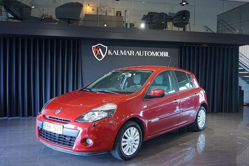 Röd Begagnad 2010 Renault Clio R.S. Halvkombi | 44 900 kr (Lite dyr) - Bild 1/4