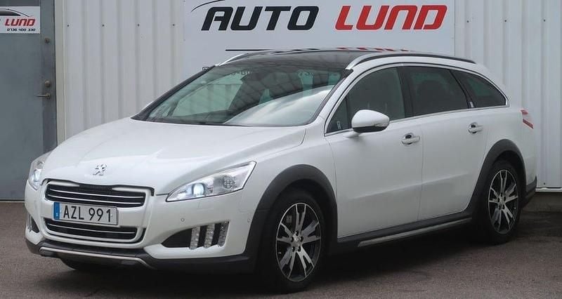 Vit Begagnad 2014 Peugeot 508 RXH Kombi | 119 900 kr - Bild 1/4