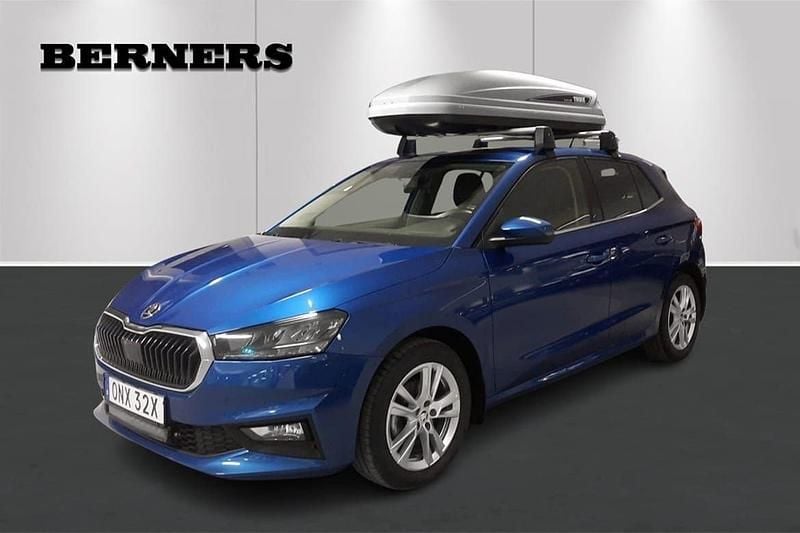 Blå Begagnad 2022 Skoda Fabia Style Halvkombi | 194 900 kr (Marknadspris) - Bild 1/4