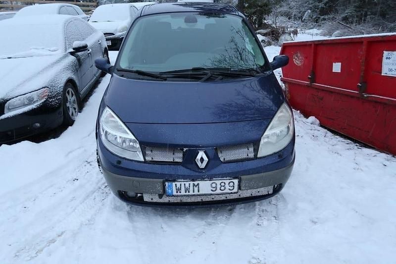Begagnad Renault Scénic II 113 HK (83 kW) 2005 Mörkblå Minibuss