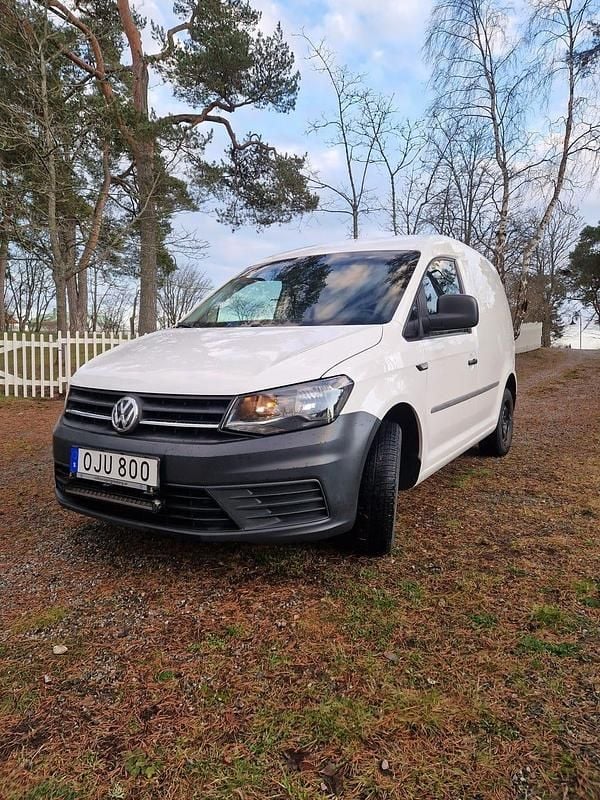 Begagnad 2017 VW Caddy Minibuss | 109 000 kr (Bra pris) - Bild 1/4