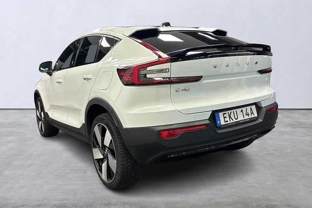 Begagnad Volvo C40 Core 172 kW (234 HK) 2022 Vit SUV