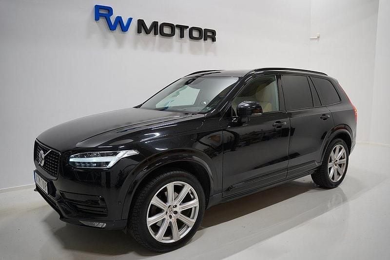Svart Begagnad 2015 Volvo XC90 Inscription SUV | 269 900 kr (Marknadspris) - Bild 1/4