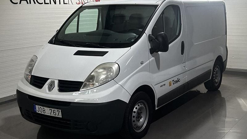 Vit Begagnad 2012 Renault Trafic Van | 54 900 kr (Marknadspris) - Bild 1/4