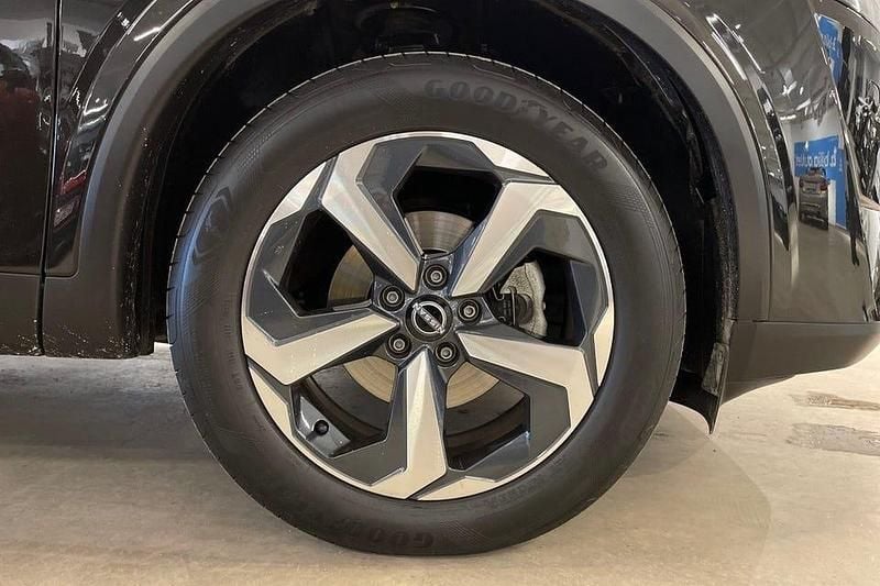 Begagnad Nissan Qashqai 360º 158 HK (116 kW) 2023 Svart SUV