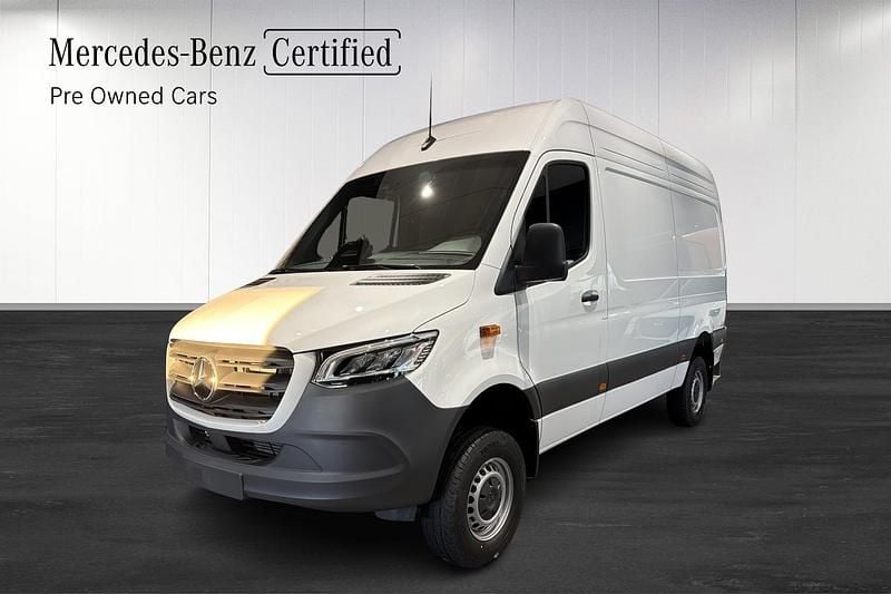 Vit Ny 2025 Mercedes Sprinter Van | 687 375 kr - Bild 1/4