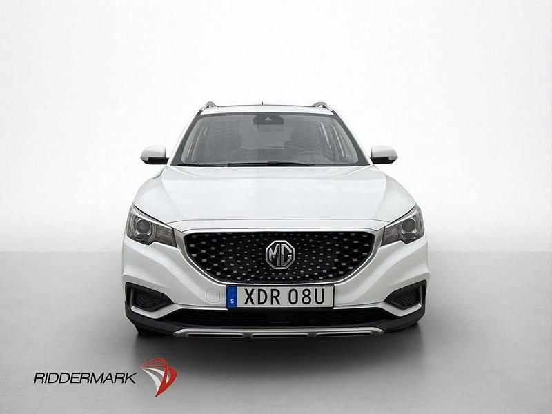 Begagnad MG ZS 105 kW (143 HK) 2020 Vit SUV