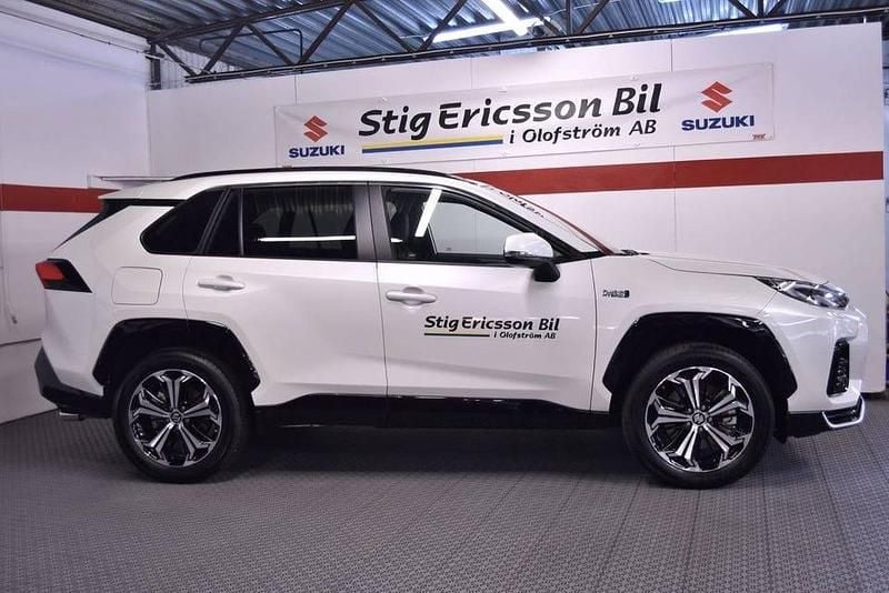 Begagnad Suzuki Across 306 HK (225 kW) 2021 Vit SUV