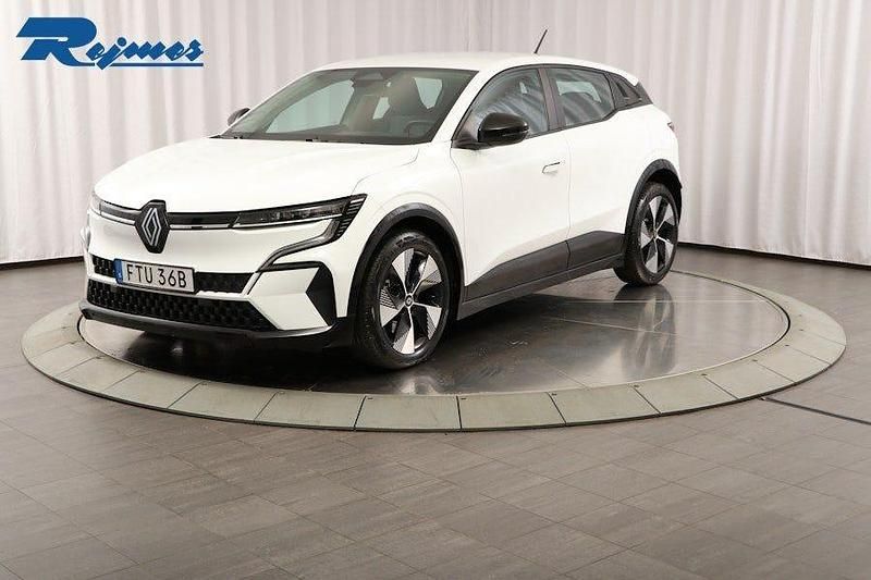 Begagnad Renault Mégane IV Equilibre 96 kW (131 HK) 2023 Vit