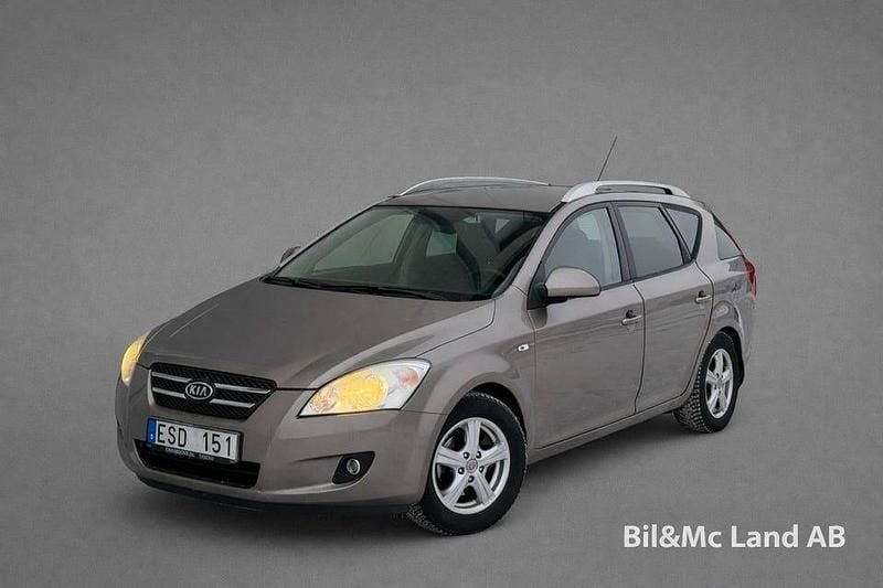 Begagnad Kia Ceed Sportswagon 125 HK (91 kW) 2008 Grå Kombi