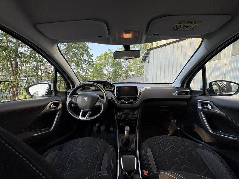 Vit Begagnad 2016 Peugeot 2008 SUV | 75 000 kr (Marknadspris) - Bild 1/4
