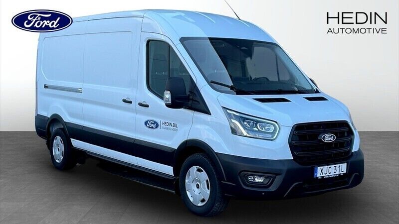 Vit Begagnad 2024 Ford Transit Trend | 359 900 kr (Superpris) - Bild 1/4