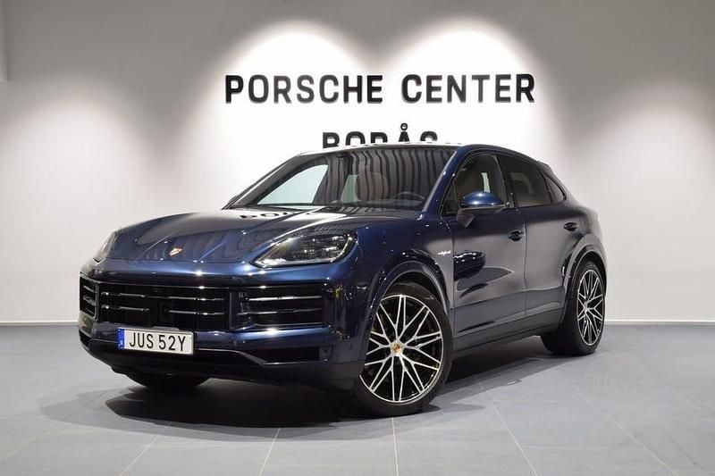 Begagnad Porsche Cayenne 471 HK (346 kW) 2025 Blå SUV