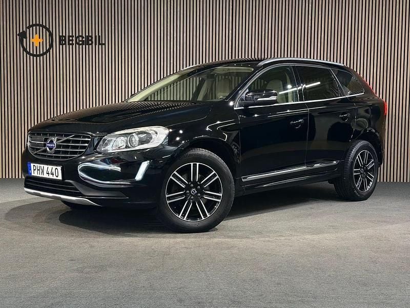 Svart Begagnad 2017 Volvo XC60 Standard SUV | 174 800 kr (Marknadspris) - Bild 1/4