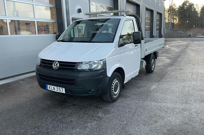 Vit Begagnad 2015 VW T5 Van | 70 000 kr (Bra pris) - Bild 1/3