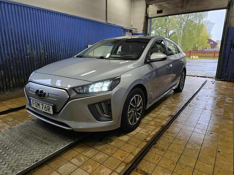 Begagnad 2020 Hyundai Ioniq Premium Halvkombi | 189 000 kr (Marknadspris) - Bild 1/4