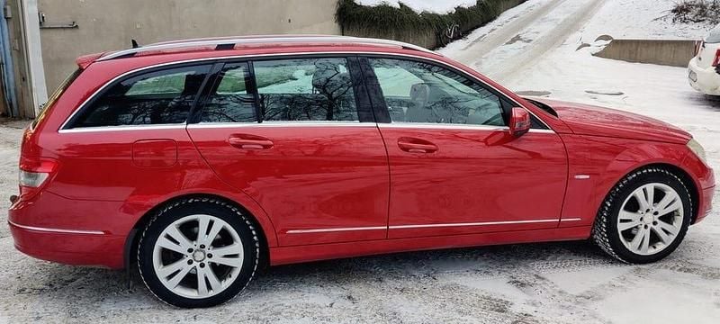 Begagnad Mercedes C180 156 HK (114 kW) 2009