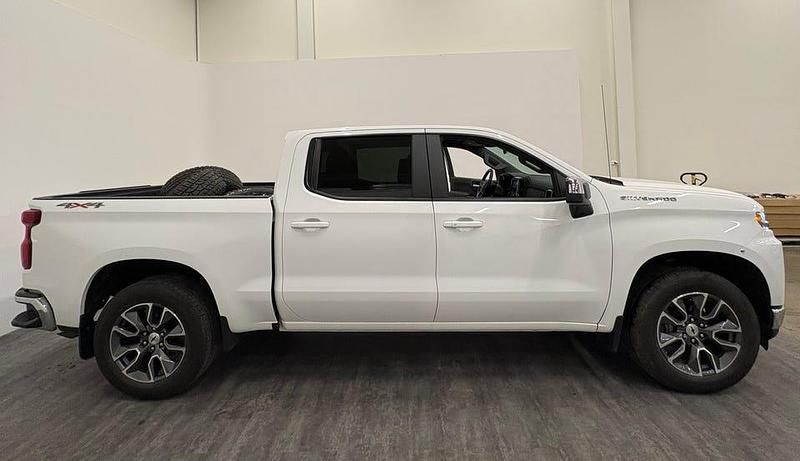 Begagnad Chevrolet Silverado 360 HK (264 kW) 2022 Sedan