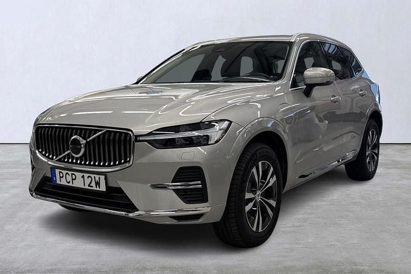 Silver Begagnad 2024 Volvo XC60 Core SUV | 519 900 kr (Marknadspris) - Bild 1/4