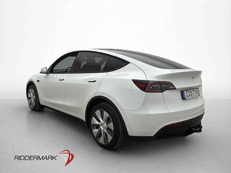 Begagnad Tesla Model Y Long Range AWD 378 kW (514 HK) 2023 Vit SUV