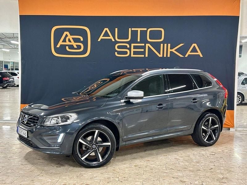 Grå Begagnad 2015 Volvo XC60 R-Design SUV | 139 900 kr (Marknadspris) - Bild 1/4