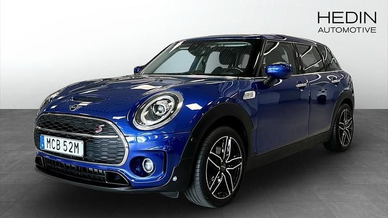 Blå (blue) Begagnad 2020 Mini Cooper S Clubman Kombi | 214 900 kr (Superpris) - Bild 1/4