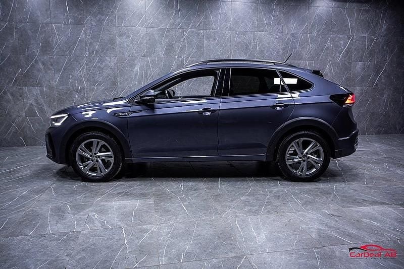 Begagnad VW Taigo R-line 110 HK (80 kW) 2023 Grå SUV