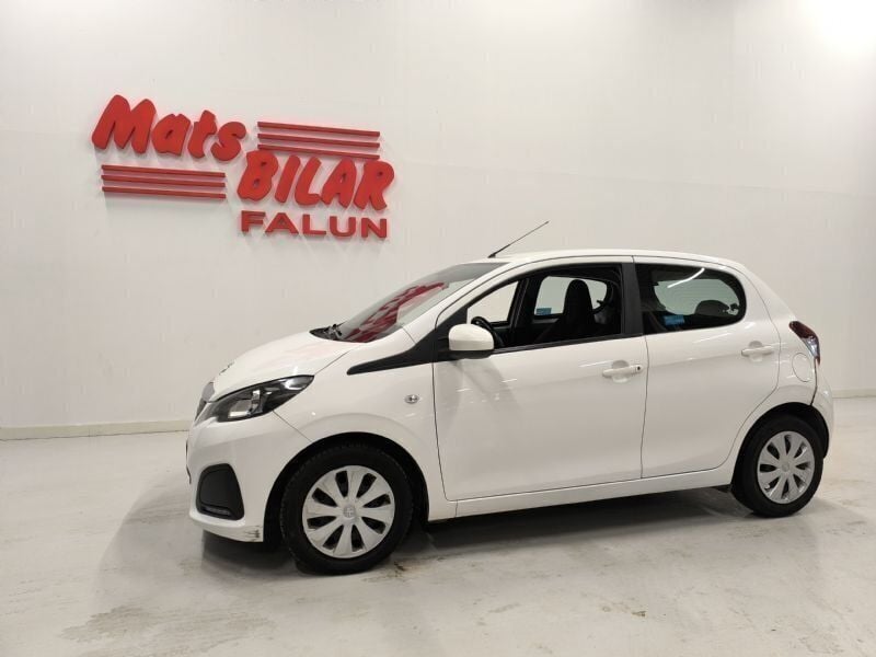 Vit Begagnad 2017 Peugeot 108 Active Halvkombi | 89 900 kr (Marknadspris) - Bild 1/4