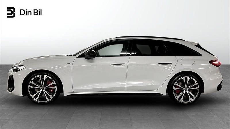 Ny Audi A5 Sport 252 HK (185 kW) 2025 Glaciärvit metallic Kombi