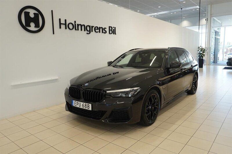 Okänd Begagnad 2022 BMW 530e M Sport Kombi | 489 900 kr (Dyr) - Bild 1/4