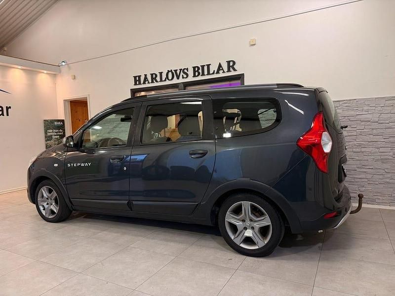 Begagnad Dacia Lodgy Stepway 116 HK (85 kW) 2018 Mörkgrå (grå) Minibuss