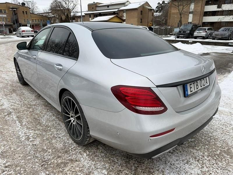 Begagnad Mercedes E200 AMG 160 HK (117 kW) 2020