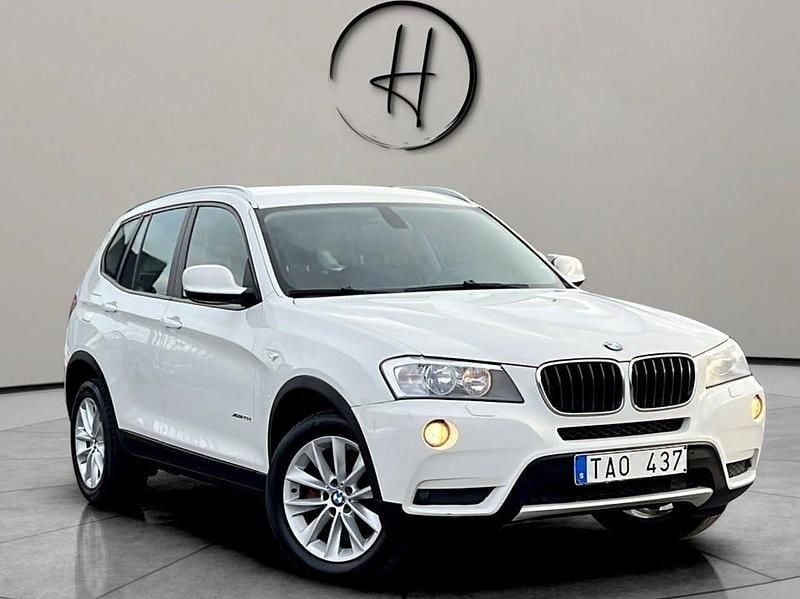 Vit Begagnad 2010 BMW X3 SUV | 99 500 kr (Marknadspris) - Bild 1/4